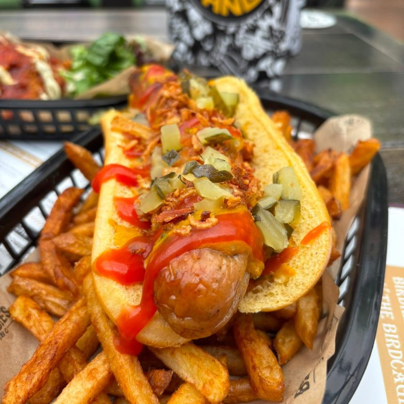 Birdies BBQ Hotdog 4